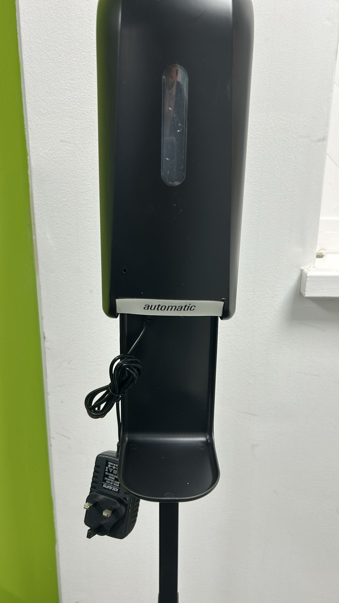 Automatic Hand Sanitiser Dispenser With Stand